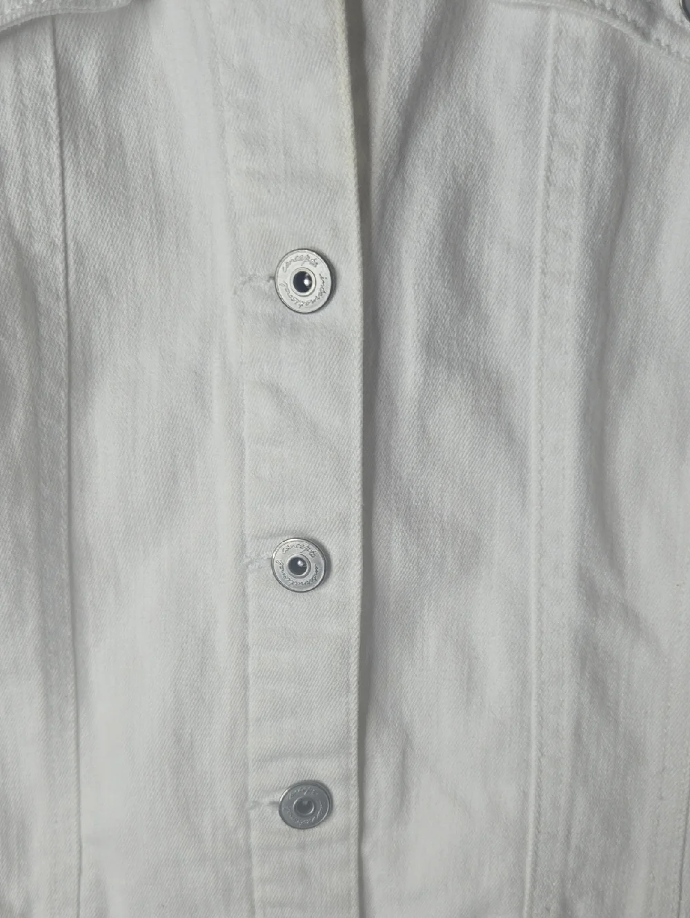 Inc International. Concept Womens Jean Jacket White With Eyelet Cutouts Sz Small - Picture 3 of 6